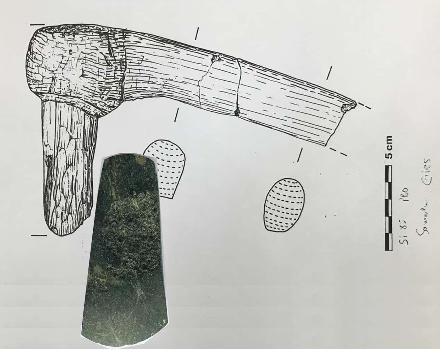 Teil 6- Fragment eines Axtholms